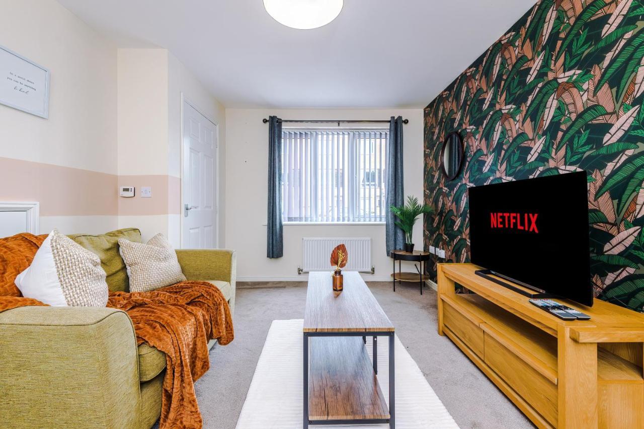 Chic 2 Bed House With Garden & Free Parking Villa Manchester Exteriör bild
